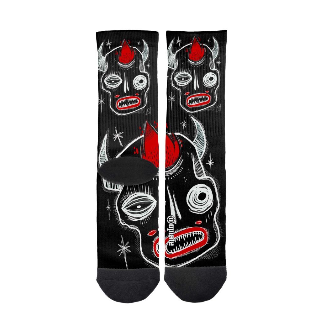 Cayo – socks – Demonios