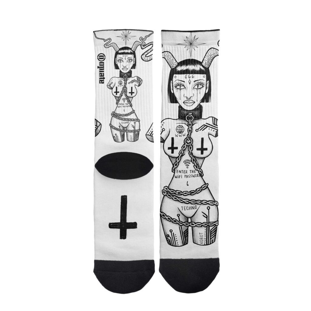 Drákena – socks – Technological Girl