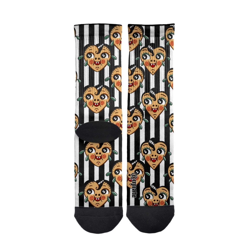 Nuria Ros – socks – Hearts