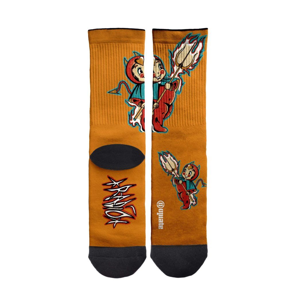 Radio – socks – Mia