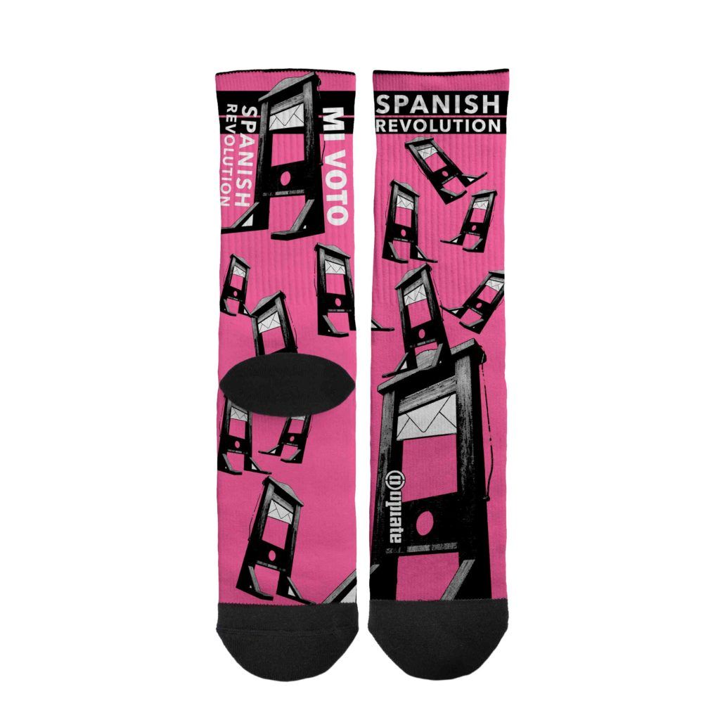 Spanish Revolution – socks – Mi voto rosa