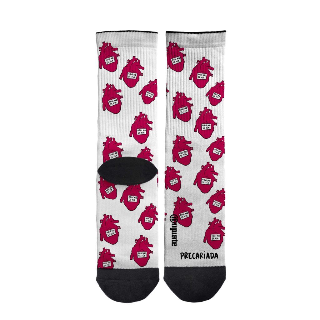 Precariada – socks – Corazones