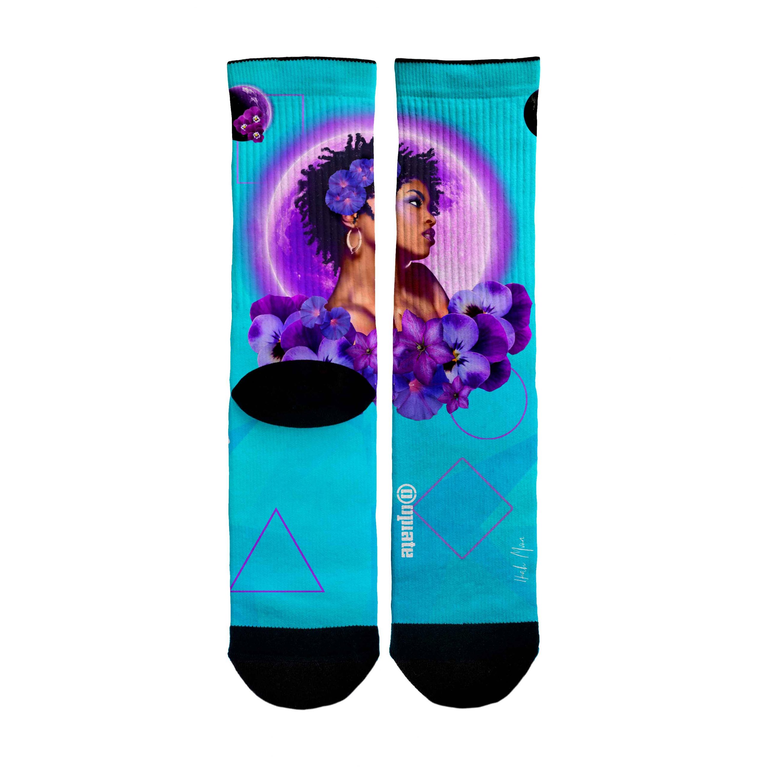 Ikah Moon – socks – Lauryn