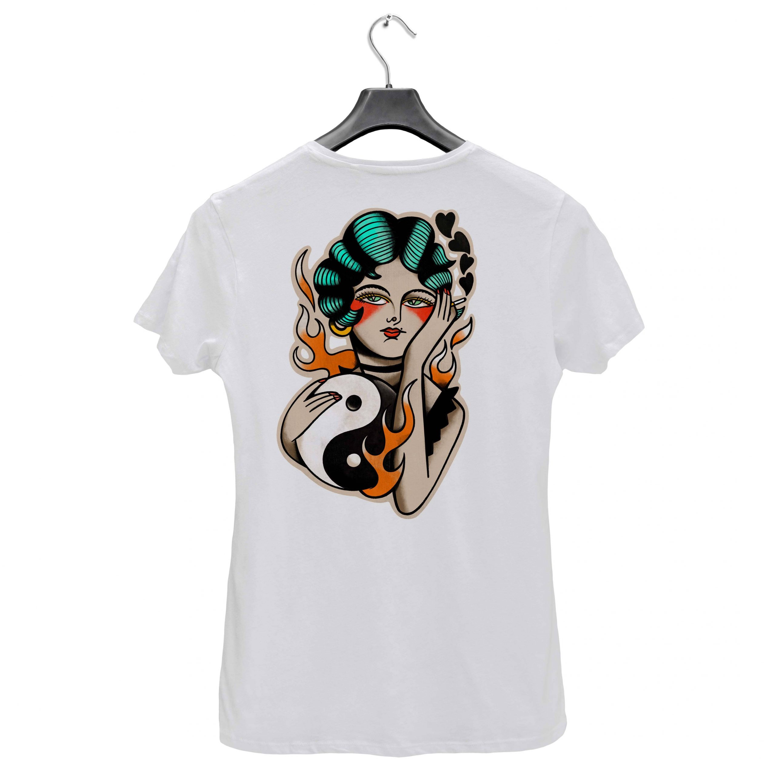 Candela Pájaro – white tshirt – Yin Yan
