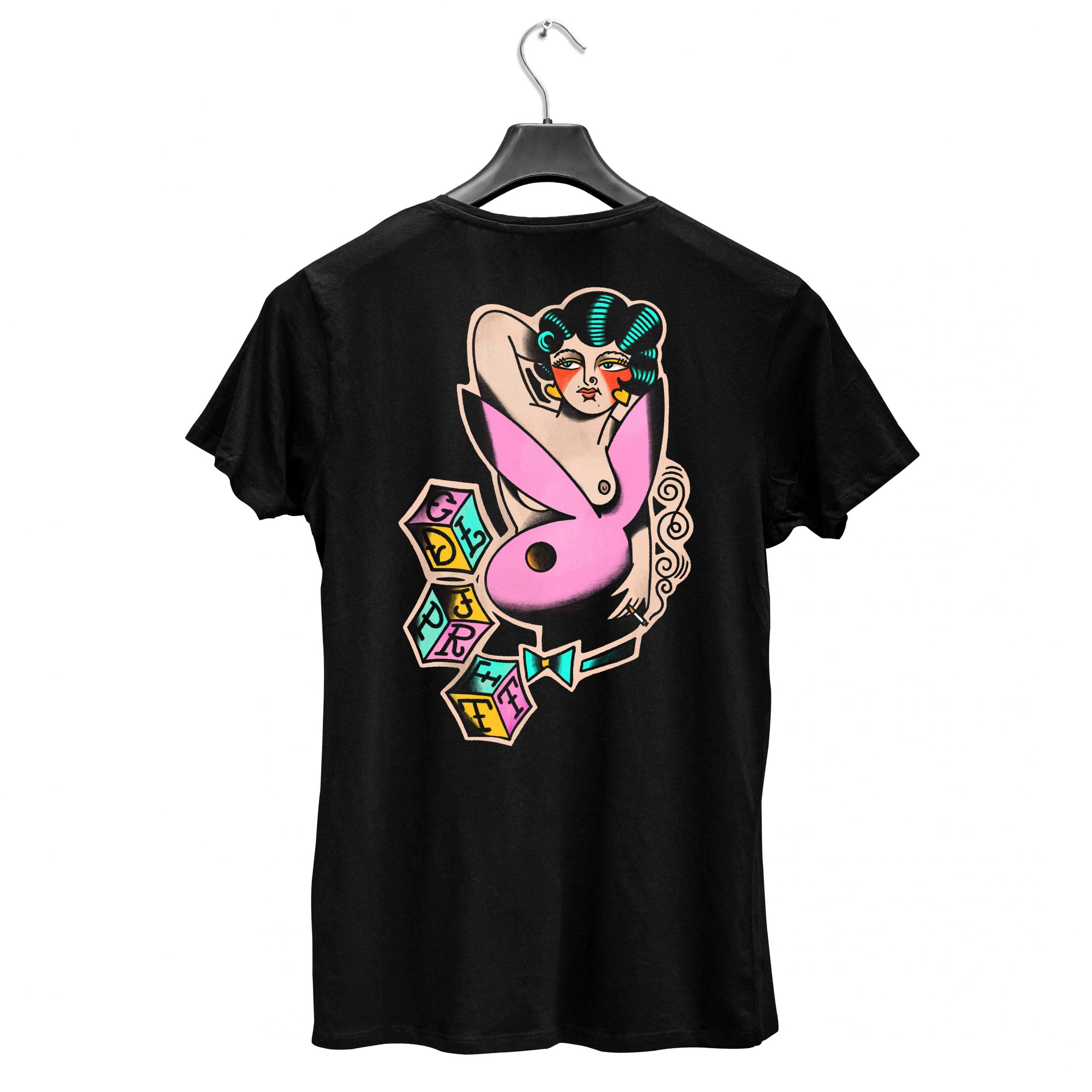 Candela Pájaro – black tshirt – Playboy
